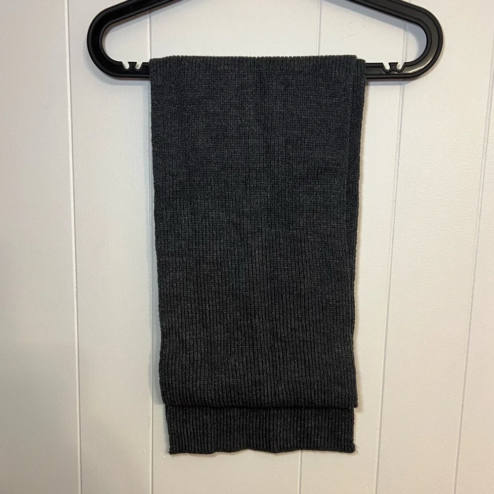 Polo, Ralph Lauren, gray and‎ navy blue scarf NWOT